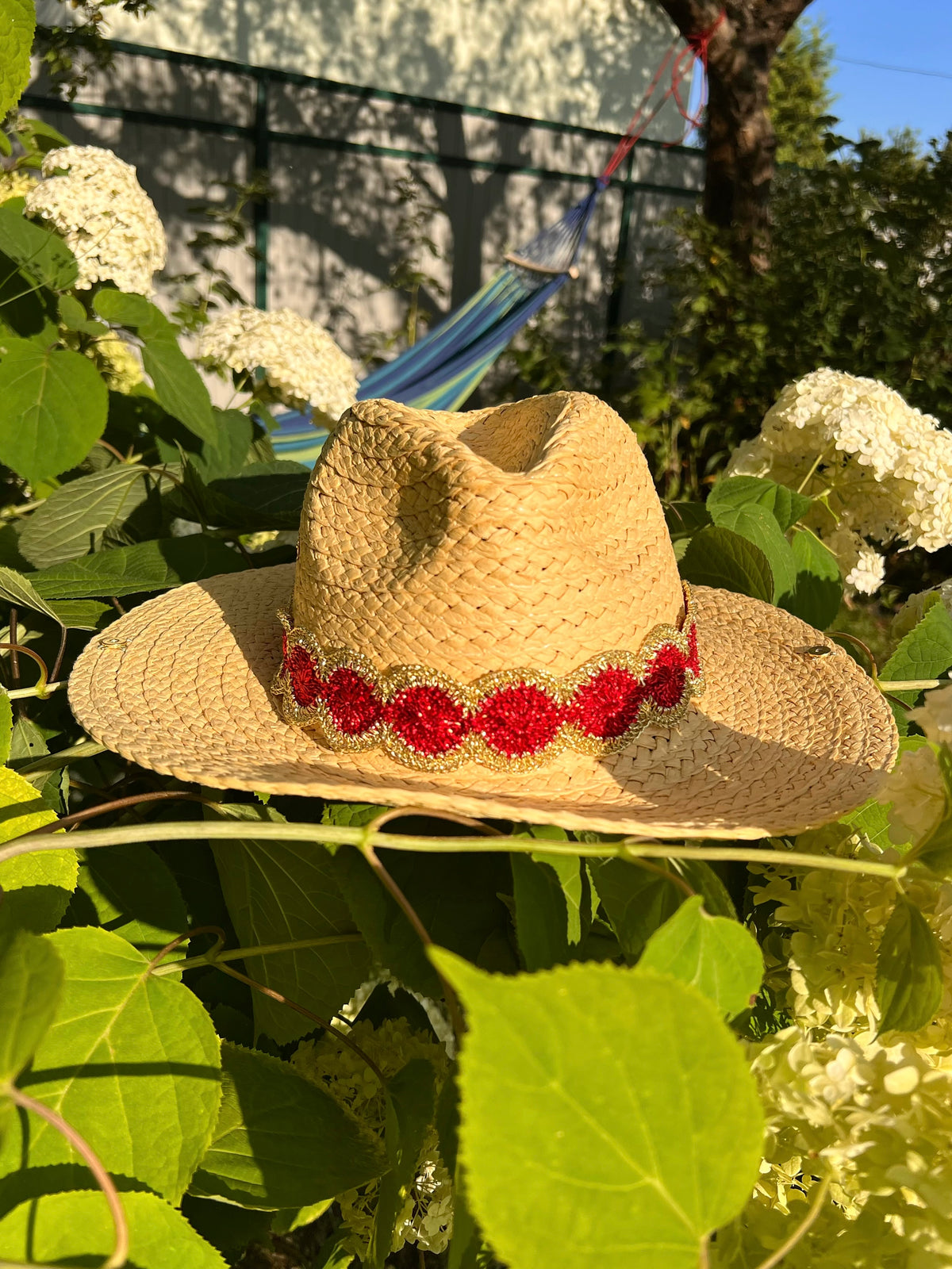 Love - Hat (straw color)